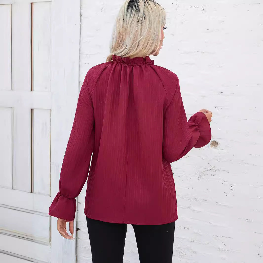 Damebluse med rüschkrave og lange ærmer Stilla