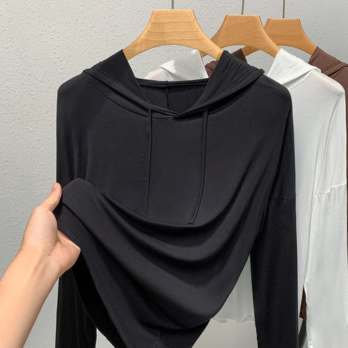 Dame hoodie med afslappet pasform og åndbart materiale Stilla