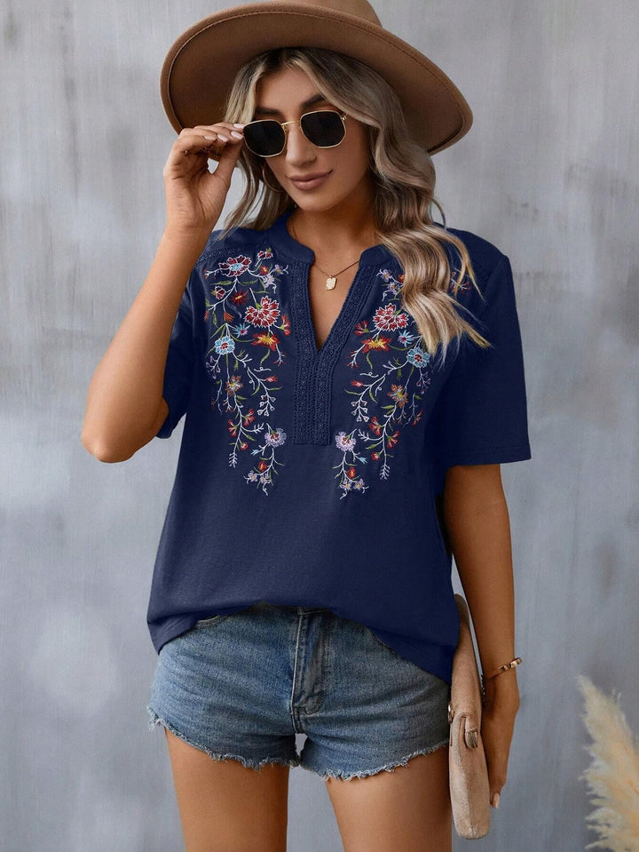 Dame Fantastisk broderet bluse i afslappet stil Stilla
