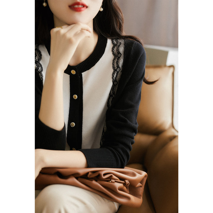 Kvindernes elegante cardigan med blonder trim Stilla