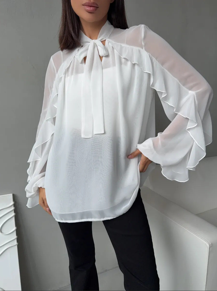 Kvinder chiffon bluse med rynker og moderne halsudskæring Stilla