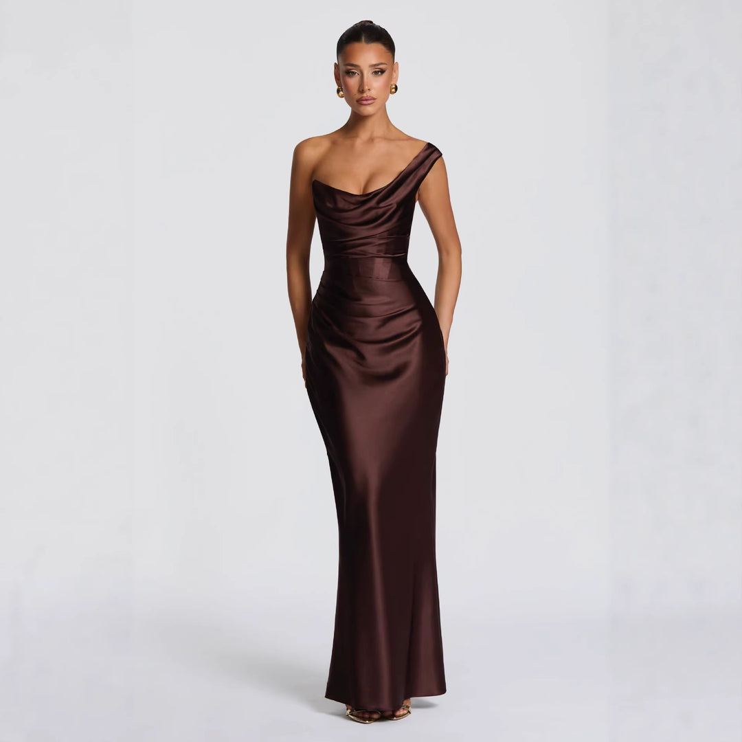 Damer Elegant Satin Lang Aftenkjole med asymmetrisk snit og figurvenligt design Skovae