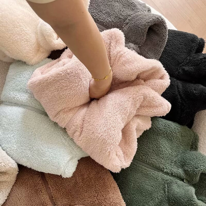 Kvinder Fluffy Fleece Jakke med Høj Krave og Lynlås Stilla