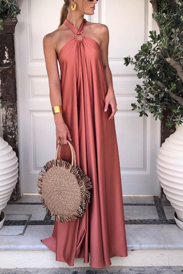 Stilla | Ring Halter Neck Rygløs Maxi Kjole