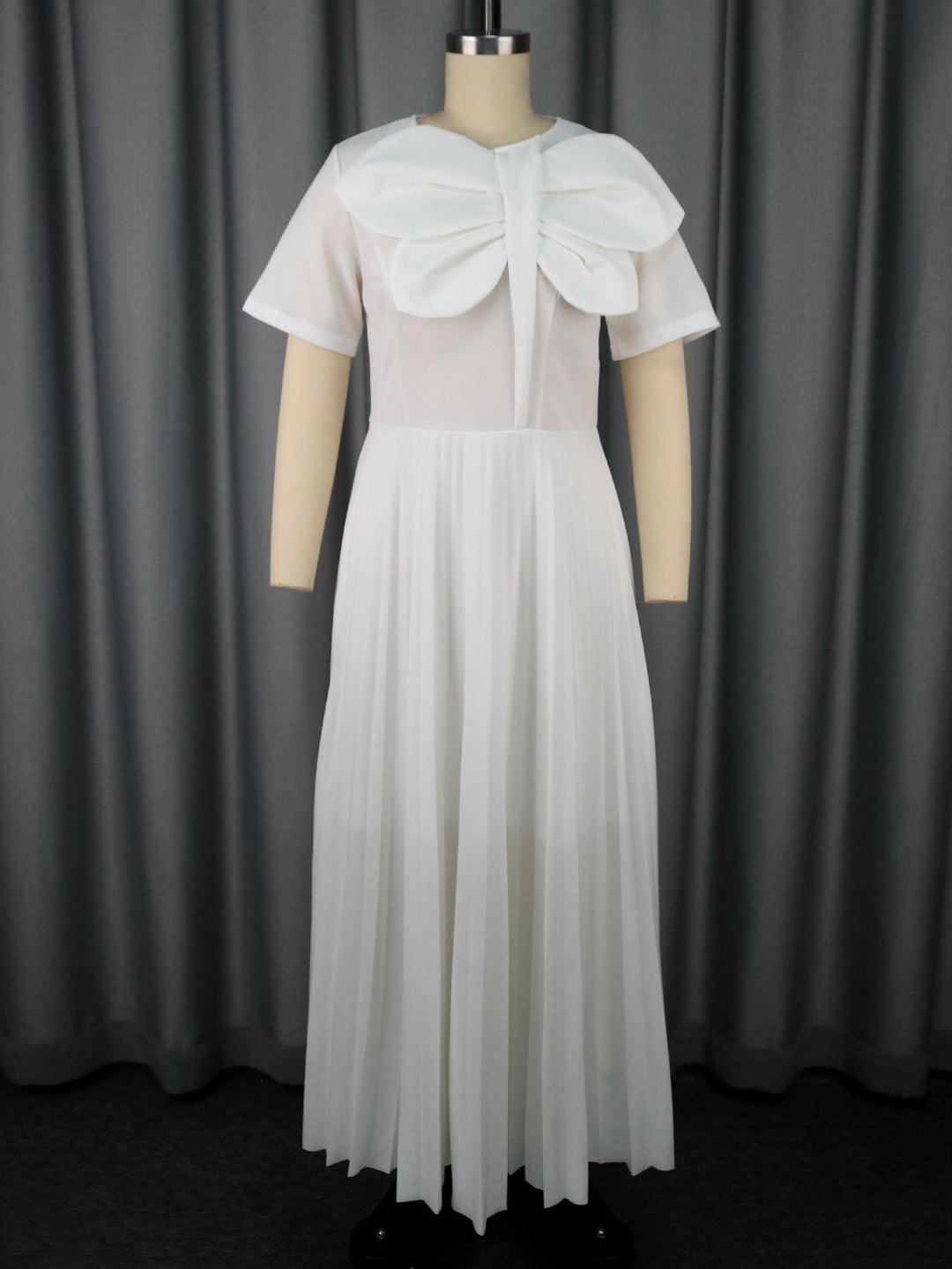 Dame Elegant Midi kjole med voluminøs sløjfeaccent Skovae