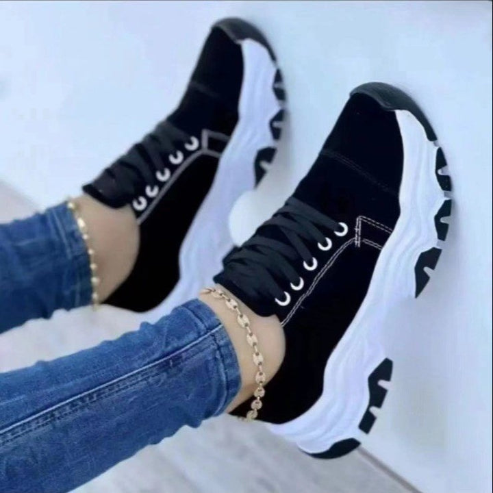 Dame Sporty Sneakers Stilla