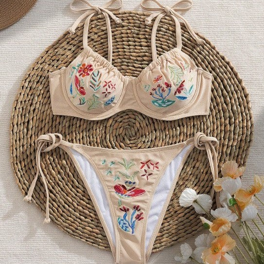 Damer Elegant Bikini med kunstneriske broderier Skovae