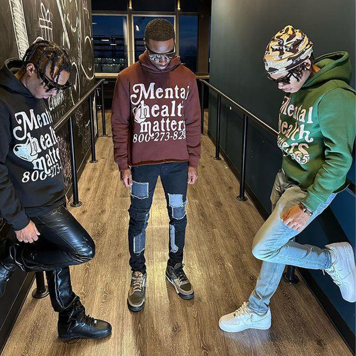 Kvinders hættetrøje med statement print Skovae