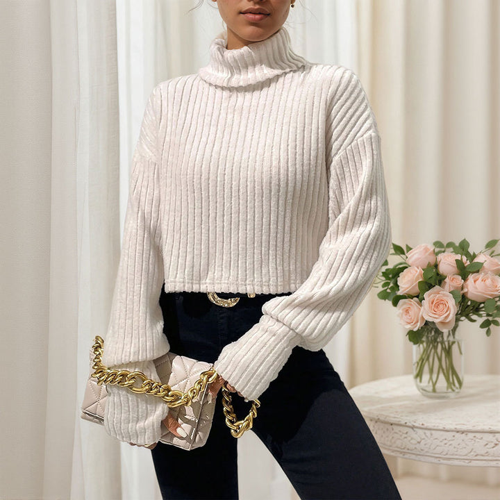 Dame cropped sweater med høj krave og fin ribbet tekstur Stilla