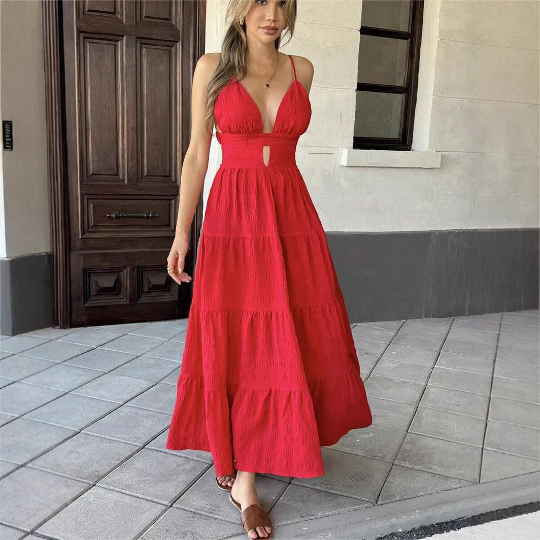 Dame Maxikjole med dyb V-hals og raffineret Cut-Out Stilla