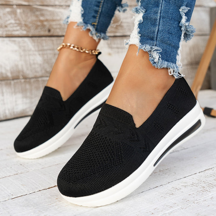 Dame Slip-On Sneakers med åndbart mesh-overdel og polstret sål Stilla