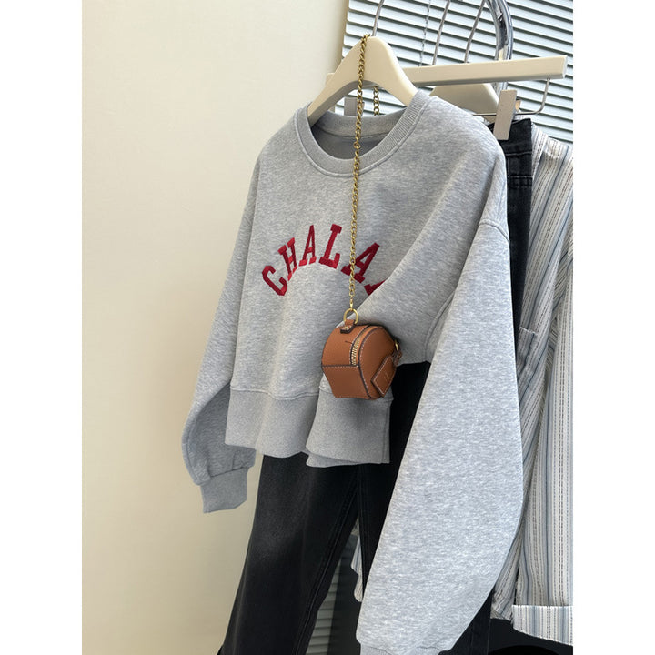 Femme Kort French Terry Sweatshirt med Statement-tryk Stilla