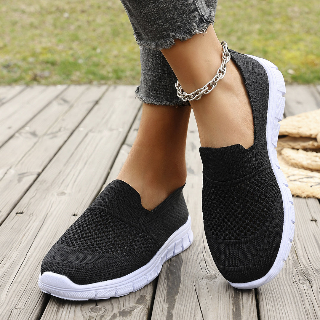 Dame Slip-On Sneakers med åndbart mesh-overmateriale og skridsikker sål Stilla