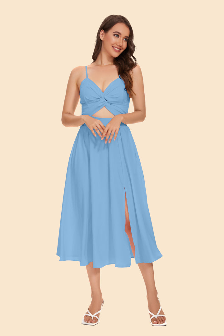 Women's two-piece ensemble with elegant knot-free blouse and flowing skirt with slit Skovae