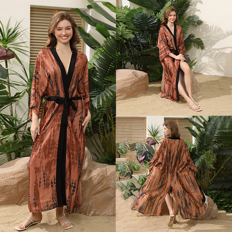 Dame elegant og luftig strandkimono med dyb V-udskæring og bindebælte Stilla
