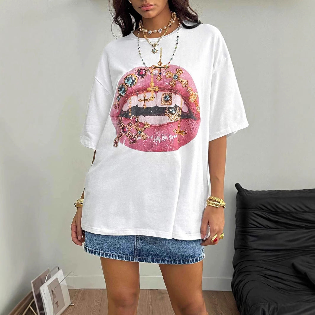 Dame Oversized T-Shirt med kreativ læbe- og smykkedesign Skovae