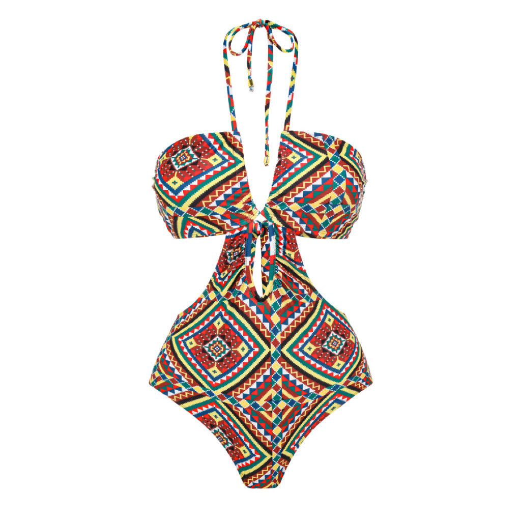 Dame Bikini-sæt med moderigtigt indviklet design og farverig mønsterblanding Stilla