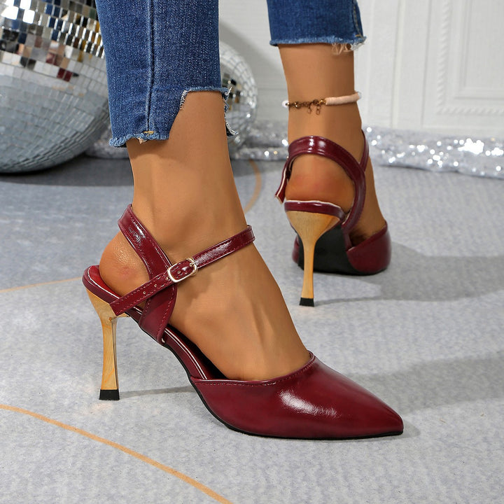 Dame Slingback Pumps med elegant spids form og smuk spændeindretning Stilla