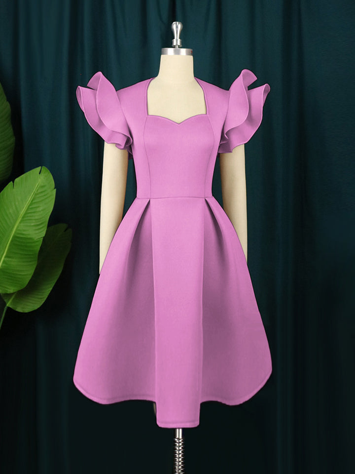 Dame elegant kjole med voluminøse flæsekanter Skovae