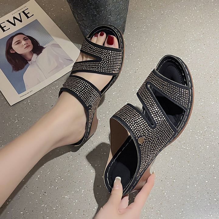 Dame Strass-sandaler med moderne krydsbånd-design og komfortabel indersål Stilla