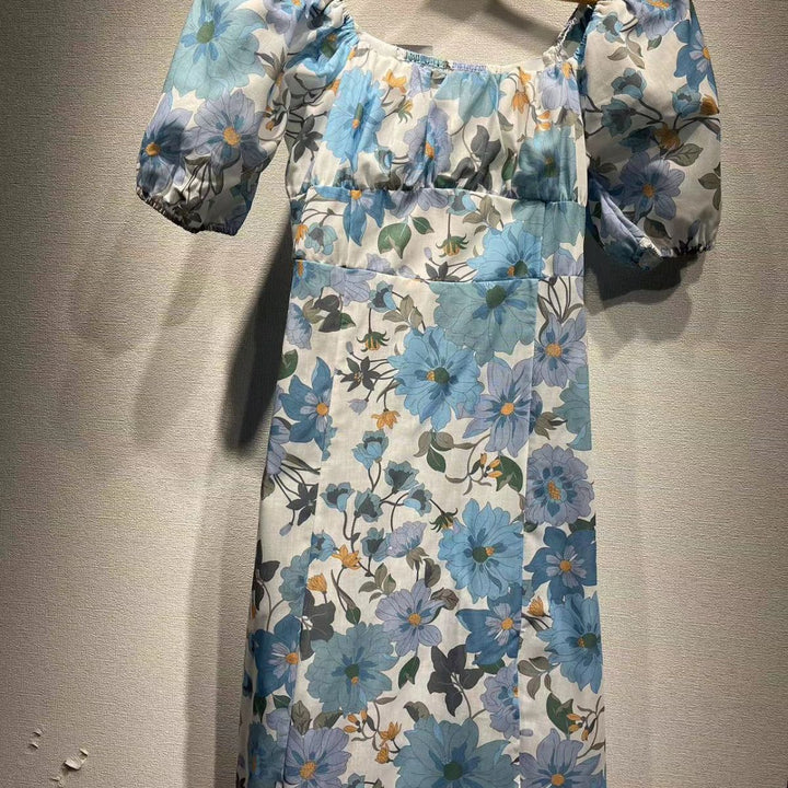 Dame Midikjole med raffinerede flæsedetaljer og blomster mønster Stilla