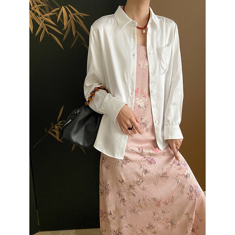 Women casual blouse with fine texture and fashionable cut Stilla