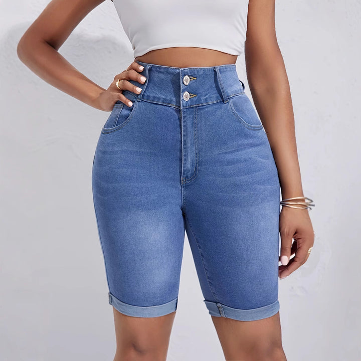 Dame High-Waist Denim-Shorts med vintage-effekter og knaplukning Stilla