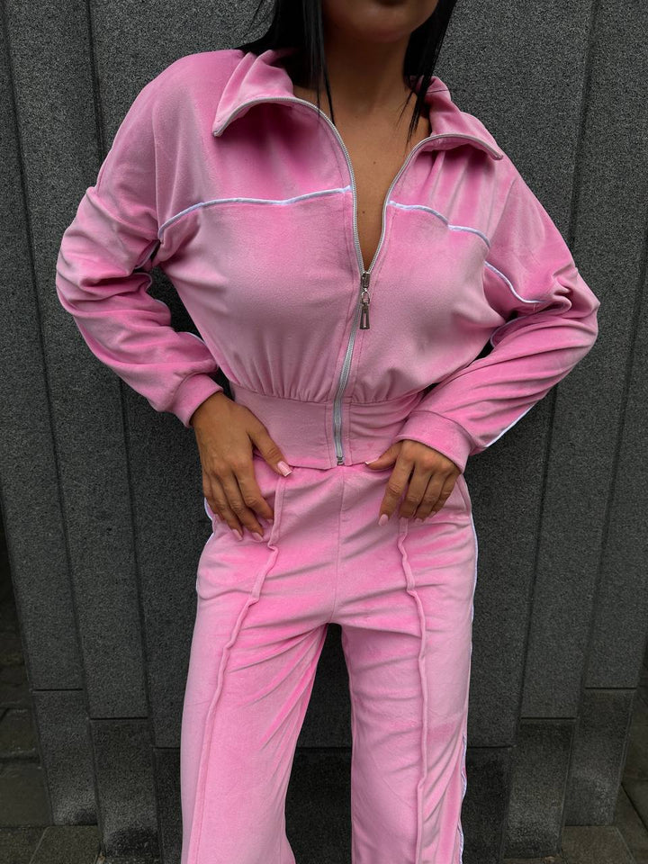 Kvindernes cropped tracksuit med høj krave og lynlås Skovae