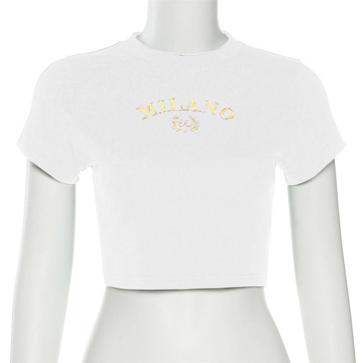 Dame cropped T-Shirt med broderet tekst og rund udskæring Skovae