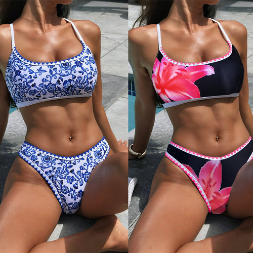 Dame Bikini-sæt med moderne blomsterdesign og elegant bund Stilla