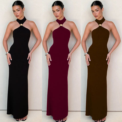 Damer Elegant aftenkjole med stilfuld høj krave og tætsiddende snit Skovae