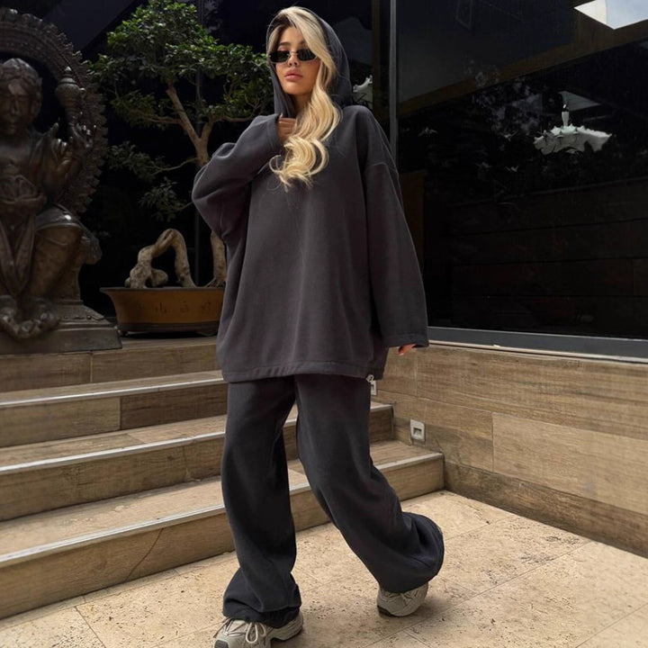 Dame Oversized Sweatset med hætte og elastiske manchetter Stilla