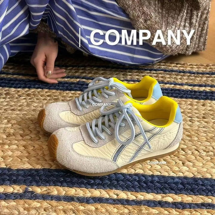 Dame Sneakers i sporty-elegant design med åndbare materialer og/moderne accenter Stilla