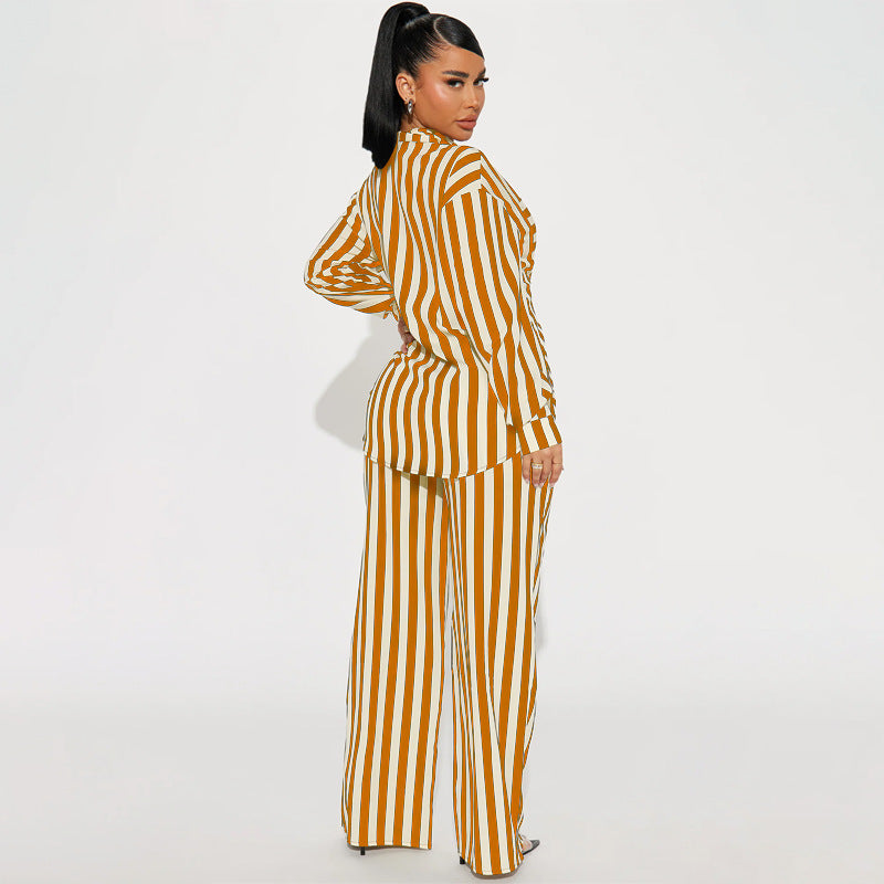 Dame Stribet Ensemble med oversized Skjorte og brede Bukser Stilla