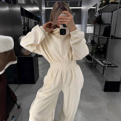 Kvinders fleece jumpsuit med høj krave og praktisk lynlås Skovae