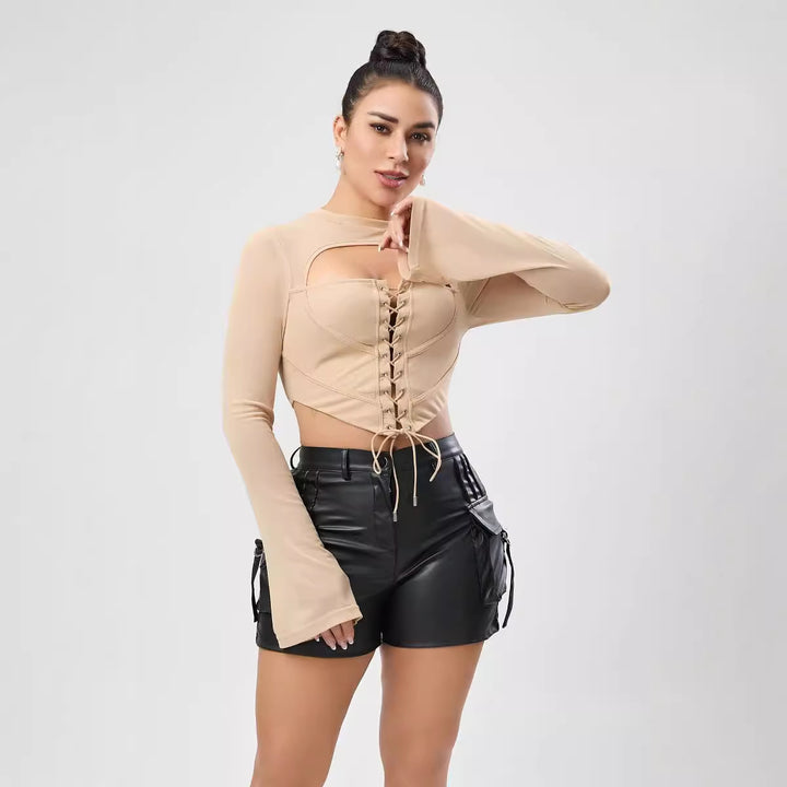 Dame trendy cropped top med cut-outs og snøring Stilla