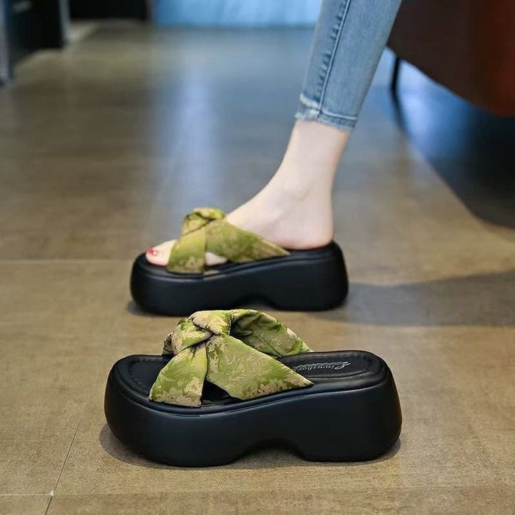 Dame Plateau-sandaler med moderigtigt bånd-design og skridsikkert sål Stilla