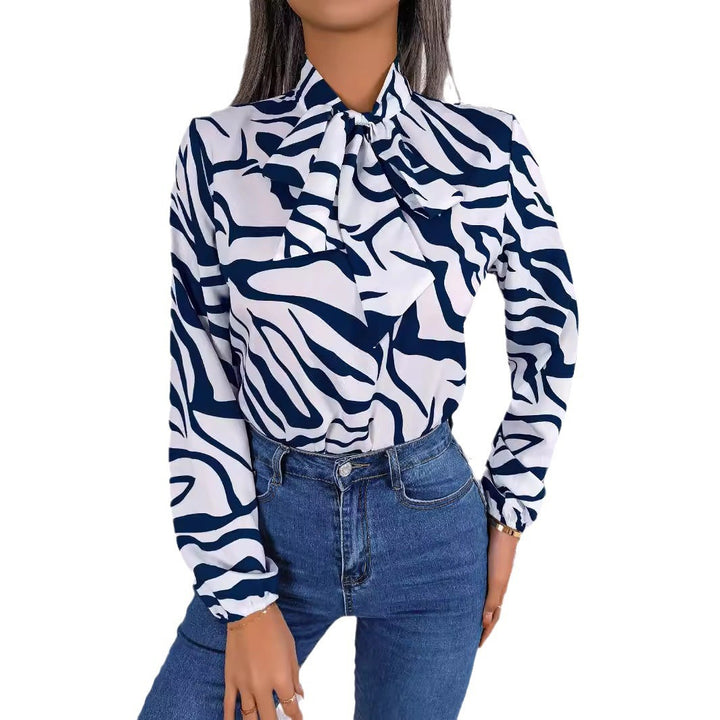 Damebluse med moderne zebredesign Stilla