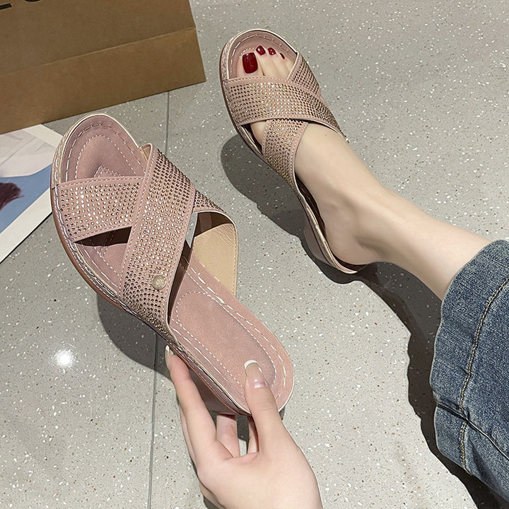 Dame Wedge-sandaler med perforeret overdel og komfortabel indersål Stilla
