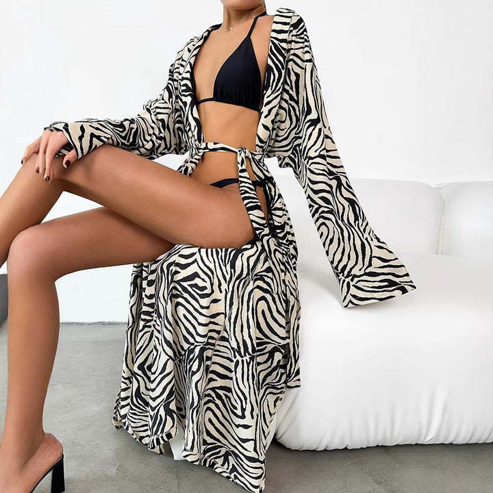 Dame elegant kimono med dyreprint og flydende snit Stilla