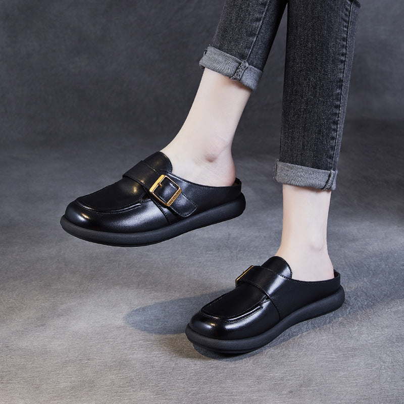 Femme Behagelige Slip-On Clogs med Dekorativ Rem Stilla