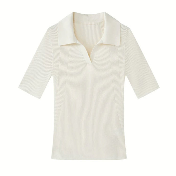 Dame elegant poloshirt med struktureret ribdesign og moderne V-udskæring Stilla