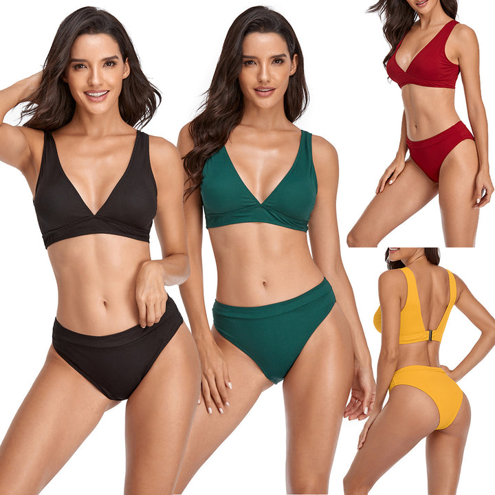 Dame bikini-sæt med dyb V-udskæring og moderigtig høj talje-slip Stilla