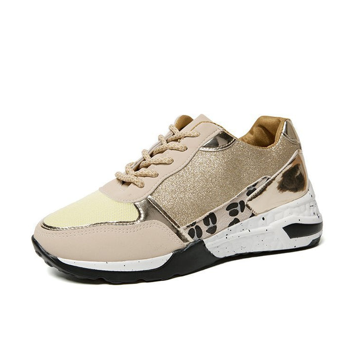 Dame mode Sneakers med glitrende accenter og dyre motiv Stilla