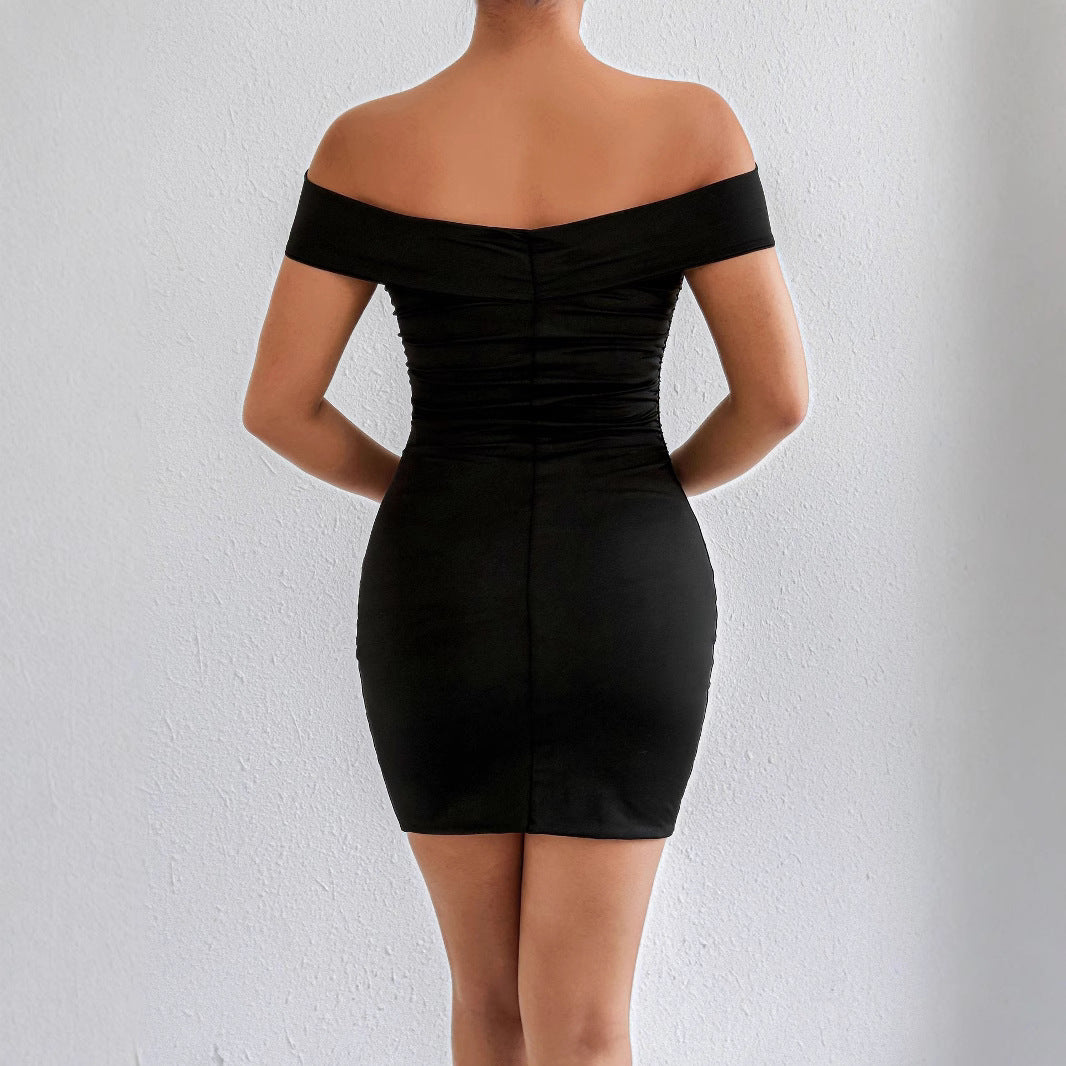 Dame Asymmetrisk Minikjole med komfortabel rynkning og off-shoulder design Skovae