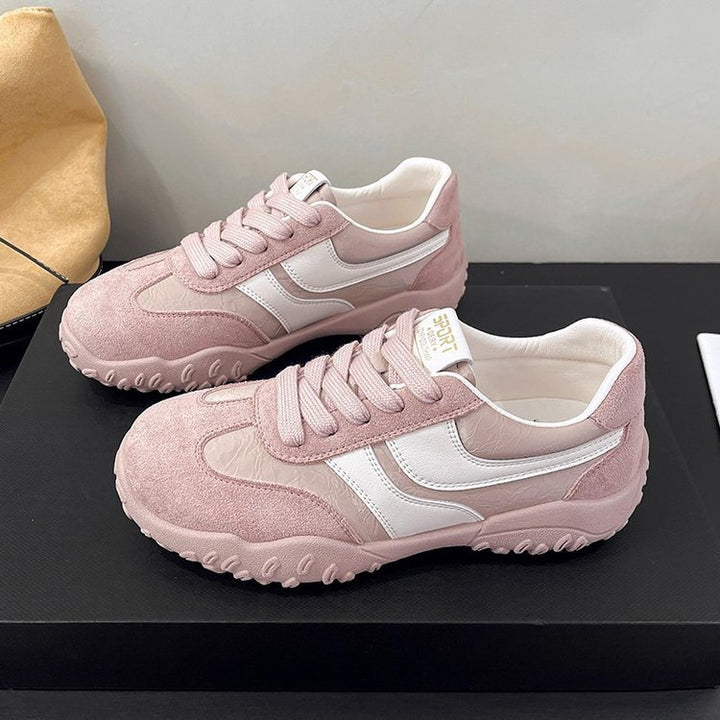 Dame Sneakers i sporty design med høj kvalitet velour læder overflade og skridsikker sål Stilla