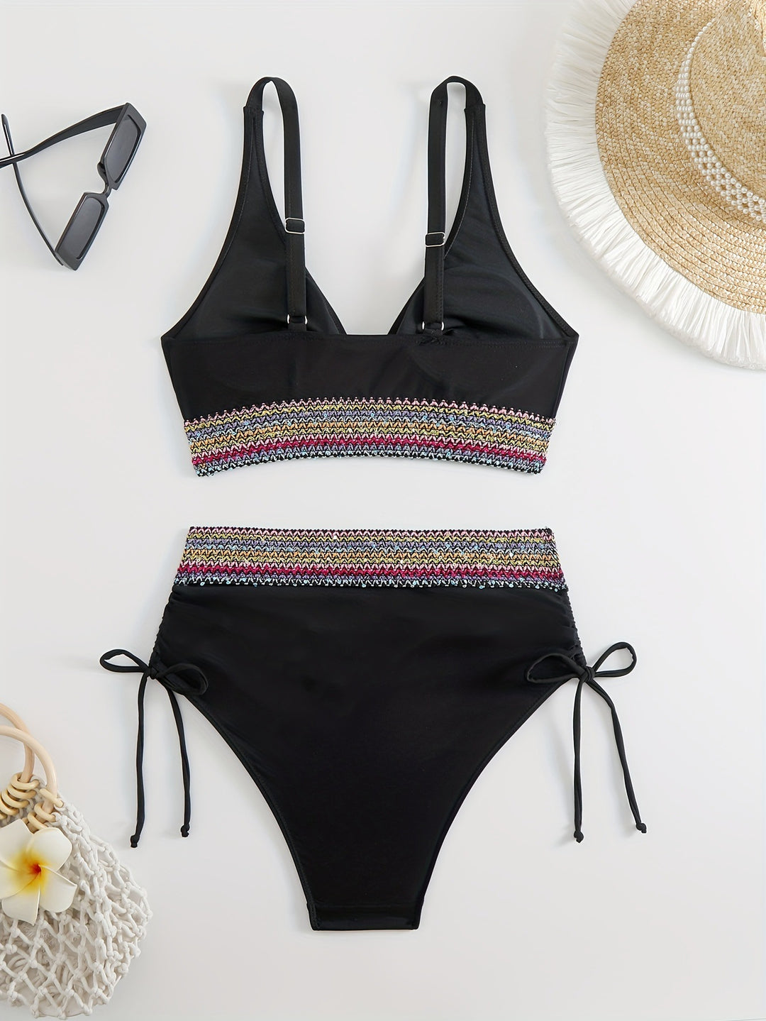 Dame Bikini-sæt med kvalitets broderi detaljer og justerbare stropper Stilla