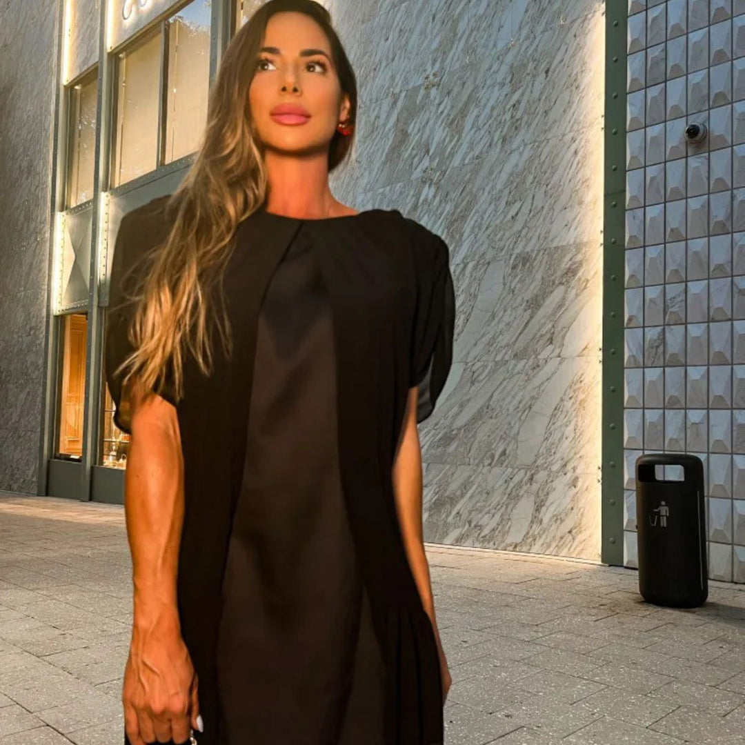 Dame Maxi-kjole med gennemsigtig overkjole og trendy design Stilla