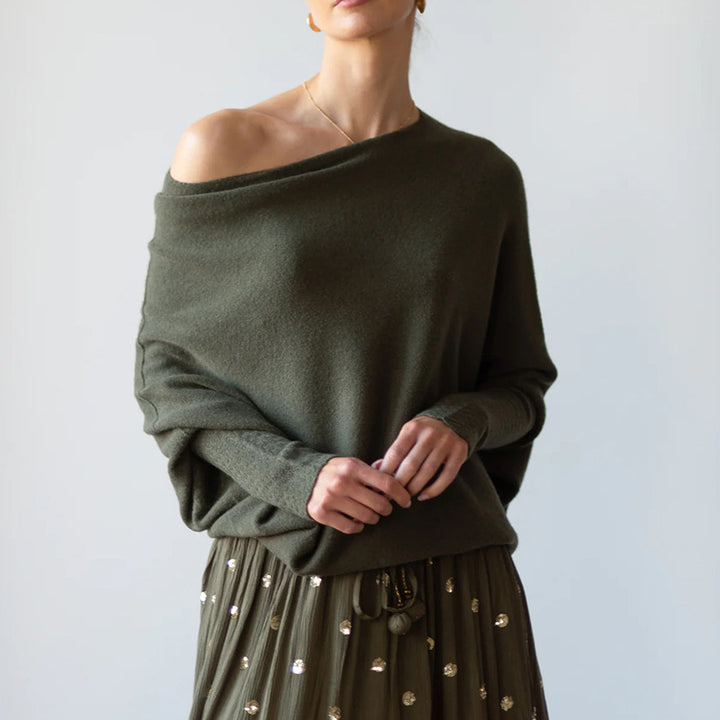 Dame plus size sweater med elegant snit og asymmetrisk detaljer Stilla