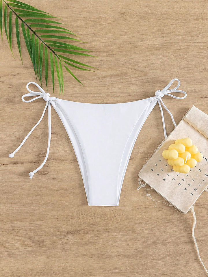 Dame triangel-bikini med justerbare stropper og elastisk taljeelastik Skovae